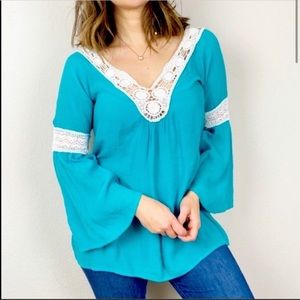 Umgee teal blue and white lace crepe tunic top f11